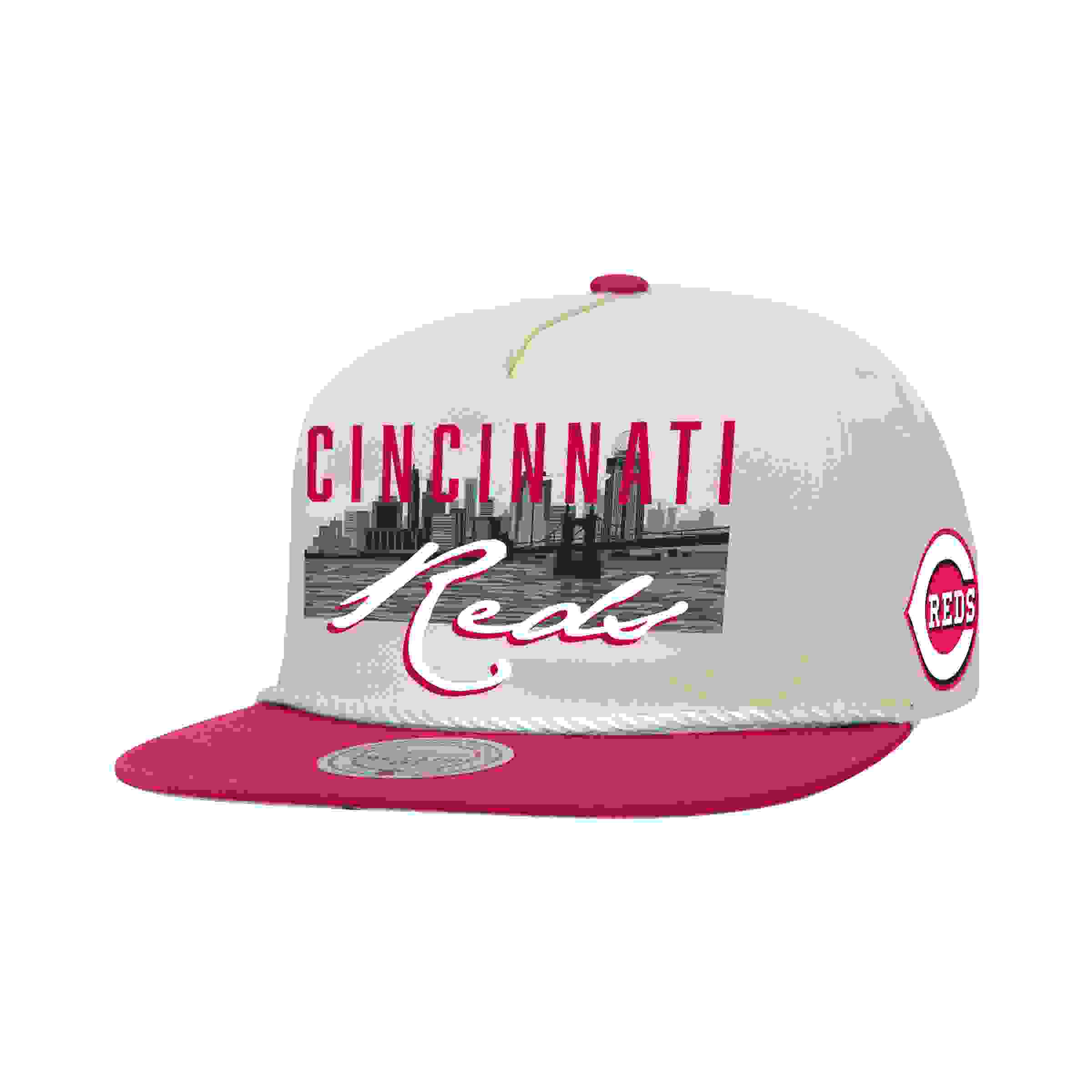 Mitchell & Ness Cincinnati Reds Cityscape Cream Snapback Hat